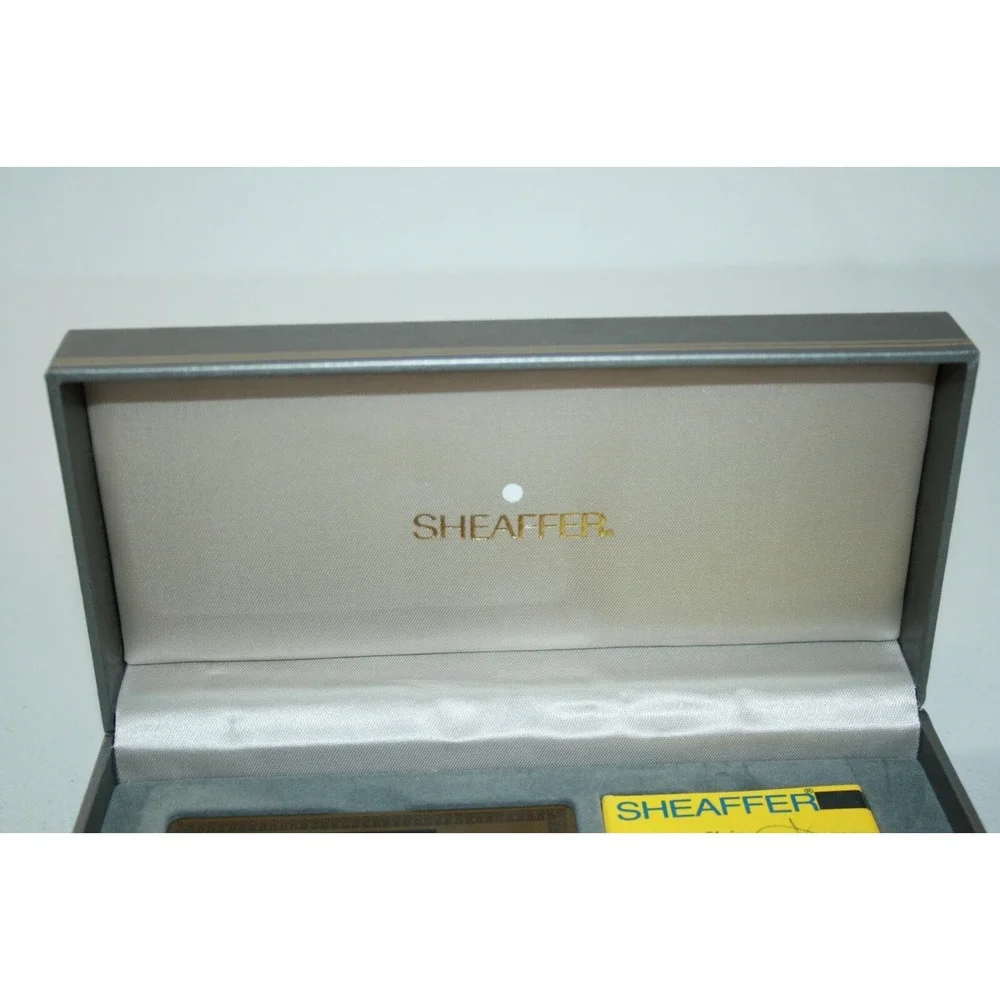 Vintage Sheaffer White Dot Black 18K 750 NiB Connaisseur Fountain Pen W/ Box